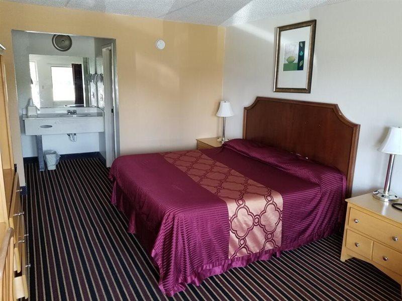 Americas Best Value Inn - เชซาพีค ภายนอก รูปภาพ