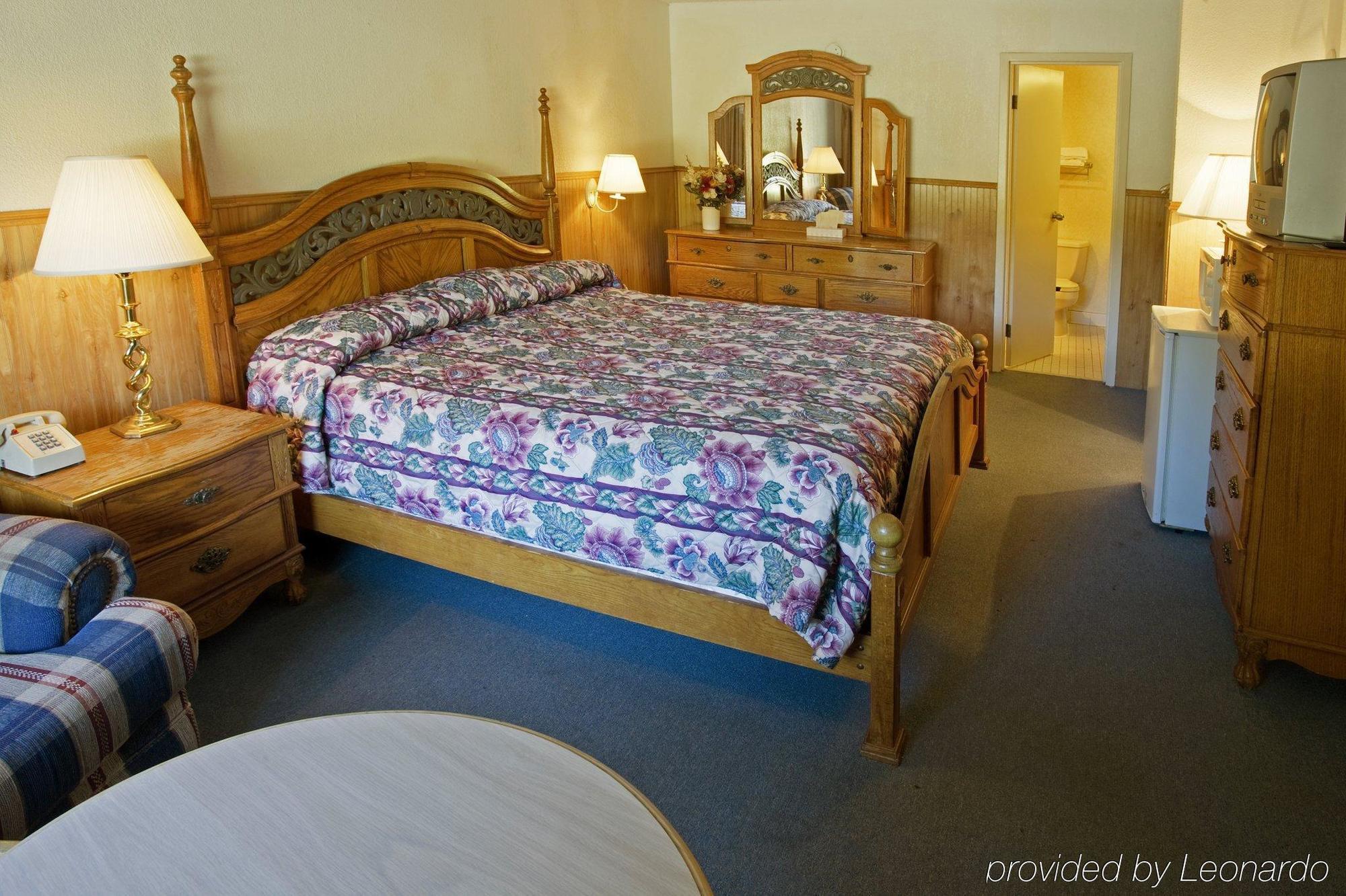 Americas Best Value Inn - เชซาพีค ห้อง รูปภาพ