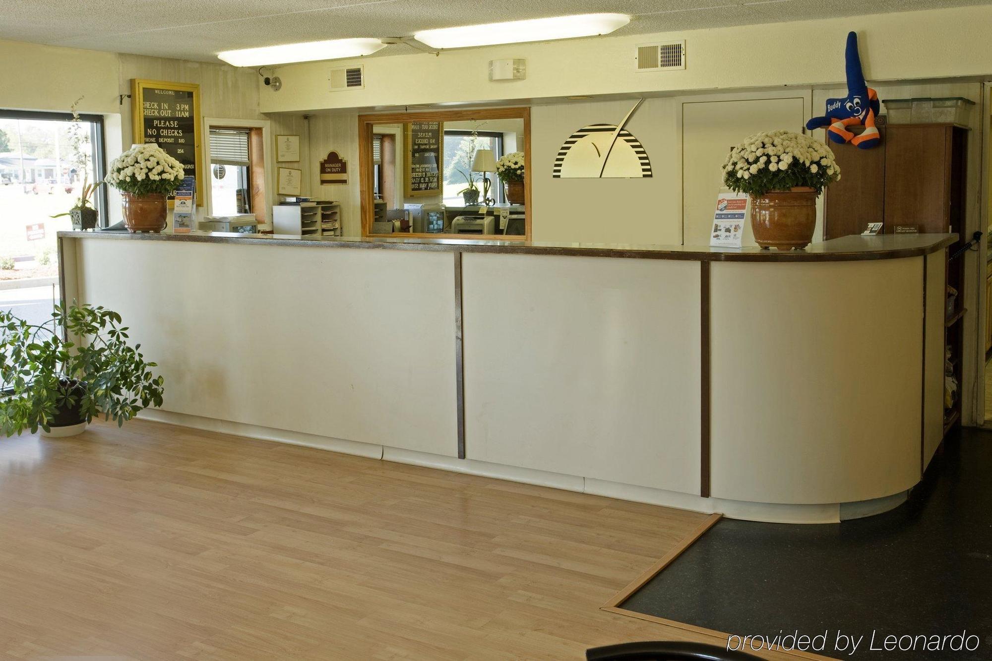 Americas Best Value Inn - เชซาพีค ภายใน รูปภาพ